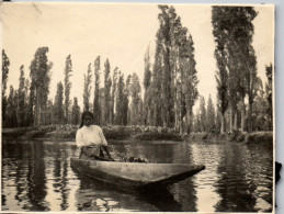 Photographie Photo Vintage Snapshot Anonyme Mexique Xochimilco Pirogue  - Lieux