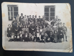 #21 Photo Noir Et Blanc Garçon Fille Photo D’école Photo De Groupe / Boy Girl School Photo Group Photo - Personnes Anonymes