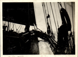 Photographie Photo Vintage Snapshot Anonyme Bateau Marin Marine  Voilier Voile - Schiffe