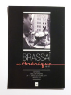 BRASSAI / PHOTOGRAPHE - FEMME AU CHAPEAU A FLEURS - Mode - Carte Publicitaire Expo Photographe Brassai En Amérique - Other & Unclassified