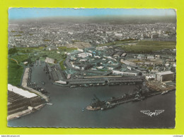 56 LORIENT N°18 Le Port De Pêche Et Vue Générale VOIR DOS Et Flamme En 1971 - Lorient