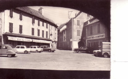 Cpsm Naucelle Place Des Arcades(voitures) - Other & Unclassified