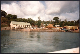 Mayotte Port De Mamoudzou  Photo De 1987 Au Départ De La Barge Pour Dzaoudzi - Lieux