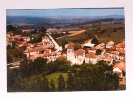 SOLEYMIEU (38/Isère) - Vue Du Village Avec Maisons Et Eglise Au Centre , Champs Aux Alentours - Altri & Non Classificati