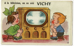 Carte Illustrée Bozz - A La Télévision, On Va Voir Vichy, Enfants Devant Le Poste De Télé Qui Contient 10 Mini-vues - A Systèmes