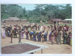 AFRIQUE - Danse Au Village, Maisons - Missions Africaines - Danse