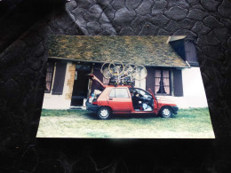 P-956 , Photo , Automobile, Une Renault Clio Prette Pour Les Vacances 1996 - Auto's