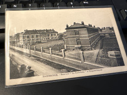 Hazebrouck - Maternité La Rochelaise Et Hospice Hôpital - Hazebrouck