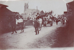 LE VOIDE 1913 MAINE ET LOIRE FETE CORTEGE PHOTO ORIGINALE 8 X 6 CM R1 - Places