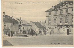Champagnole L'hôtel De Ville - Champagnole