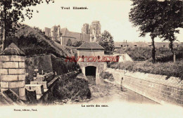 CPA TOUL - MEURTHE ET MOSELLE - LA SORTIE DES EAUX - Toul