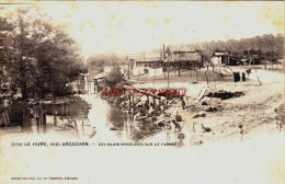 CPA LA HUME - GIRONDE - LES BLANCHISSEUSES SUR LE CANAL - Other & Unclassified