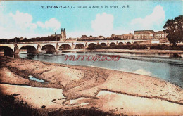 CPA TOURS - INDRE ET LOIRE - VUE SUR LA LOIRE - Tours