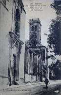CPA (Meuse). VERDUN, La Cathédrale, Vue De Côté (n°557) - Verdun