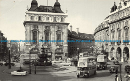 R659257 London. Piccadilly Circus. John Hinde. 1966 - Autres & Non Classés