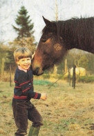 CPSM Jeune Cavalier Et Son Cheval       L2957 - Horses