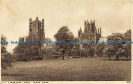 R660878 Ely Cathedral From Deans Park. J. Salmon - Monde