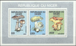 Niger 1991, Mushrooms, 3val In BF - Niger (1960-...)