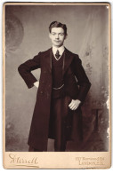 Photo Durrel, London S.E., 157 Norwood Road, Junger Mann Im Mantel, Mit Krawatte Und Uhrenkette  - Personnes Anonymes