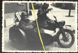 MIL 537 0524 WW2 WK2  SIDE CAR  SOLDATS ALLEMANDS WEHRMACHT 1940 / 1944 - Krieg, Militär