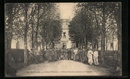 CPA Bourges, Hopital Militaire, L`Allée Centrale  - Bourges