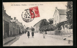 CPA Vesdun, La Grande Rue, La Mairie  - Other & Unclassified