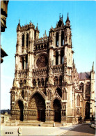 31-5-2024 (6 Z 40) France - Cathédrale D'Amiens (2 Postcards) - Kerken En Kathedralen