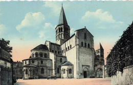 CPA Paray Le Monial-Basilique-Timbre      L2957 - Paray Le Monial