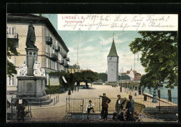 AK Lindau I. B., Seepromenade Mit Denkmal Und Passanten  - Lindau A. Bodensee