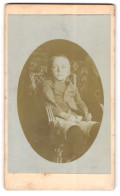 Fotografie J. Appel, Cassel, Portrait Junger Knabe E. Dietz Posiert Für Seinen Pathen, 1901  - Anonyme Personen