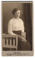 Fotografie Georg Haupt, Wittenberge, Frau Hedwig Kraft Aus Bresch, 1929  - Anonymous Persons