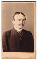 Fotografie O. Roloff, Berlin, Portrait Herr Carl Schwarzlose, 1889  - Personnes Anonymes