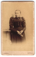 Fotografie L. Hansen, Kappeln, Junge Frau Hede Matthiesen  - Anonymous Persons