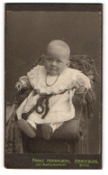 Fotografie Franz Herrfurth, Merseburg, Niedliches Mädchen Charlotte Ritter, 1912  - Anonyme Personen