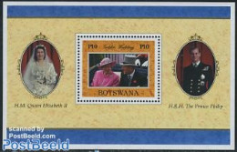 Botswana 1997 Elizabeth Golden Wedding S/s, Mint NH, History - Kings & Queens (Royalty) - Familles Royales