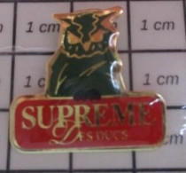 815A Pin's Pins / Beau Et Rare / THEME : ANIMAUX / RAPACE HIBOU CHOUETTE SUPREME DES DUCS  Fromages Industriels Past - Tiere