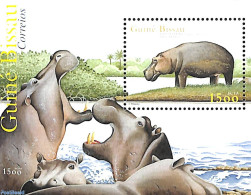 Guinea Bissau 2001 Hippo S/s, Mint NH, Nature - Animals (others & Mixed) - Hippopotamus - Guinée-Bissau