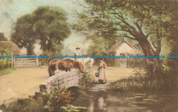 R662217 The Village. Two Horse. Woman. 1917 - Monde