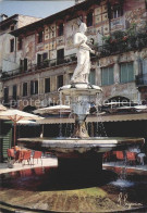 72340294 Verona Veneto Piazza Erbe Mit Brunnen Madonna Verona Verona - Autres & Non Classés