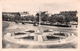 85 LES SABLES D OLONNE PLACE DE LA LIBERTE - Sables D'Olonne