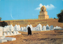 TUNISIE KAIROUAN LE CIMETIERE - Tunisie