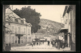 CPA Lavelanet, Hotel De Ville Et Place De La Revolution  - Lavelanet