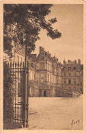 77-FONTAINEBLEAU LE PALAIS-N°T5196-B/0119 - Fontainebleau