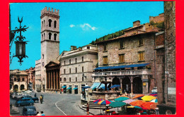 ITALIA - UMBRIA - Assisi (Perugia) - Piazza Del Comune - Tempio Di Minerva - Cartolina Viaggiata Nel 1977 - Autres & Non Classés