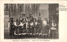 CPA Karpaten, Menschen In Ruthenischer Volkstracht - Costumes