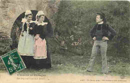 Folklore - L'Amour En Bretagne - Animée - Colorisée - CPA - Voir Scans Recto-Verso - Costumes