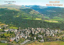 15 - Salers - Vue Générale Aérienne - Au Loin Les Monts Du Cantal Et Le Puy-Violent - CPM - Voir Scans Recto-Verso - Autres & Non Classés