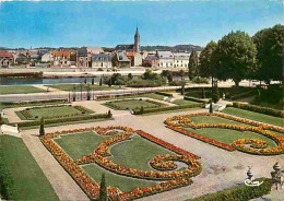 02 - Soissons - Jardins De L'Hotel De Ville - CPM - Voir Scans Recto-Verso  - Soissons