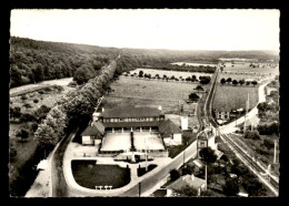 27 - MONTFORT-SUR-RISLE - VUE AERIENNE - LE GROUPE SCOLAIRE - Autres & Non Classés