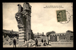 02 - LA FERE - DEVASTEE - PORTE DE LAON ET DERRIERE DES CASERNES - Autres & Non Classés